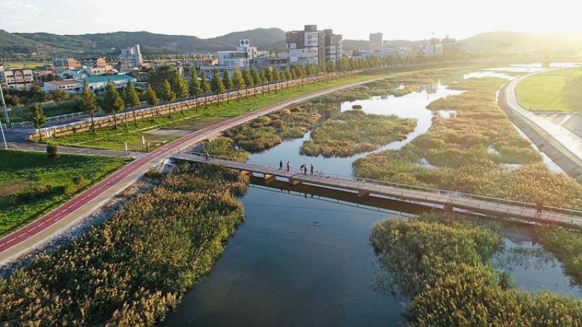 함께 걷고 싶은 ‘대천천 산책로’ 새단장